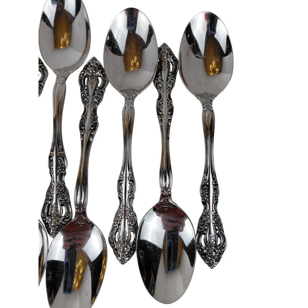 Oneida Michelangelo 18/10 Stainless Steel 35pc. Flatware Set (Service for Seven)